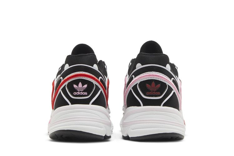 Кроссовки adidas Hello Kitty x Wmns Astir 'Polka Dot'