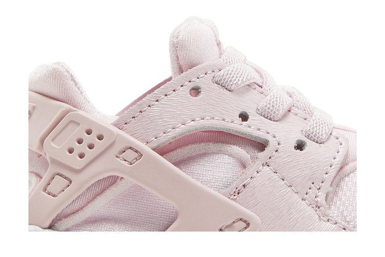 Nike huarache pastel pink hotsell