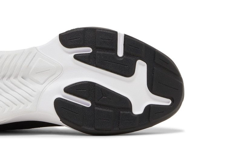 Кроссовки Air Jordan Air 200E 'Black University Red'