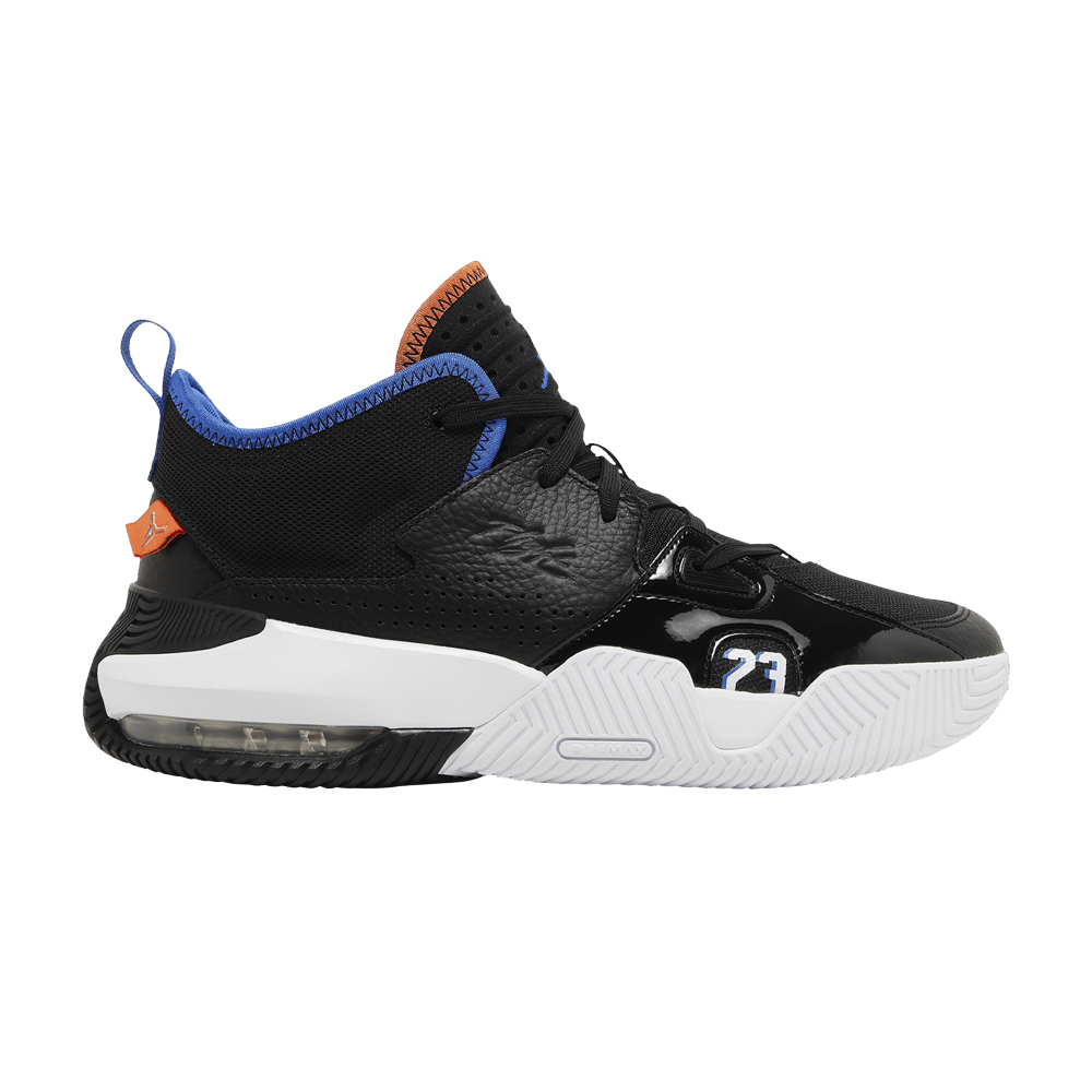 jordan-stay-loyal-2-knicks-dq8401-048