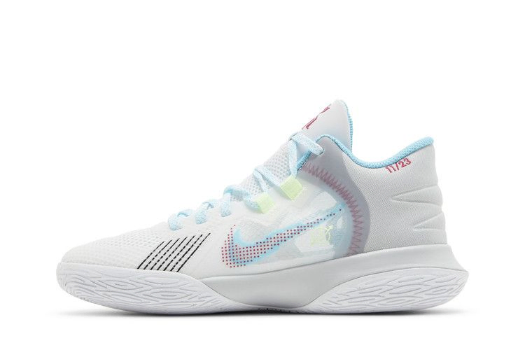 Kyrie flytrap white blue on sale