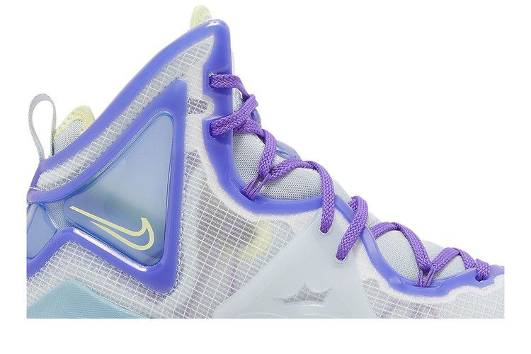 Кроссовки Nike LeBron 19 GS 'Easter'