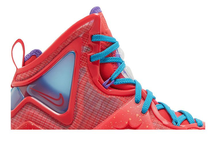 Кроссовки Nike LeBron 19 GS 'King's Crown'