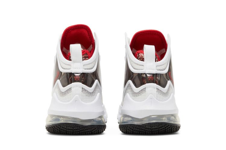 Кроссовки Nike LeBron 19 GS 'Sketch'