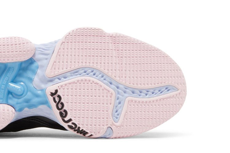 Кроссовки Nike LeBron 19 Low 'Ghost Green'