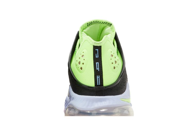 Кроссовки Nike LeBron 19 Low 'Ghost Green'