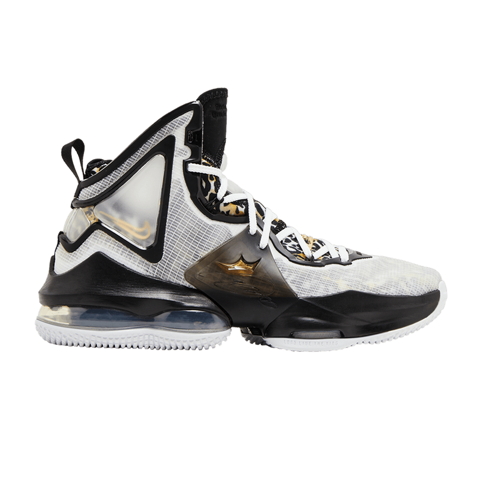 lebron-19-se-gs-white-metallic-gold-dd0422-100