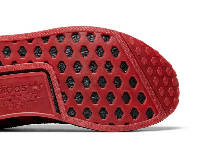 Кроссовки adidas NMD_R1 V2 'Black Vivid Red'