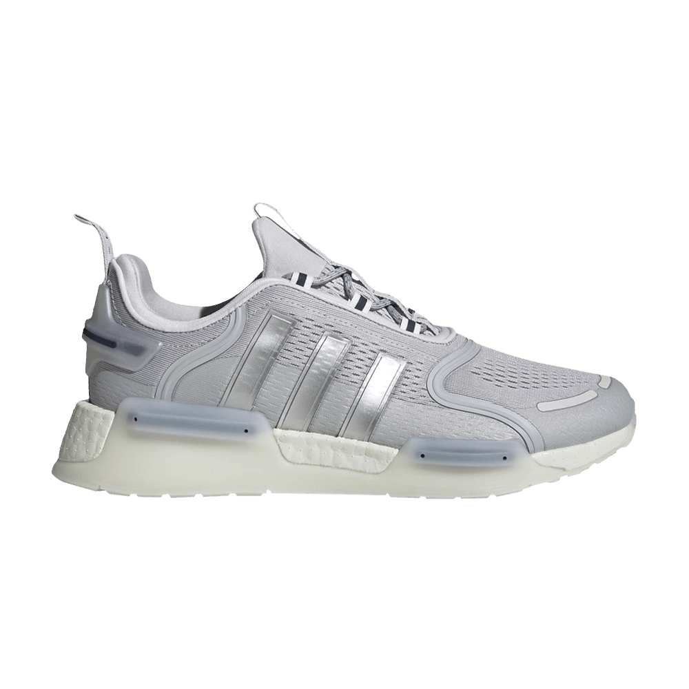 nmd_v3-light-grey-silver-metallic-hq4446