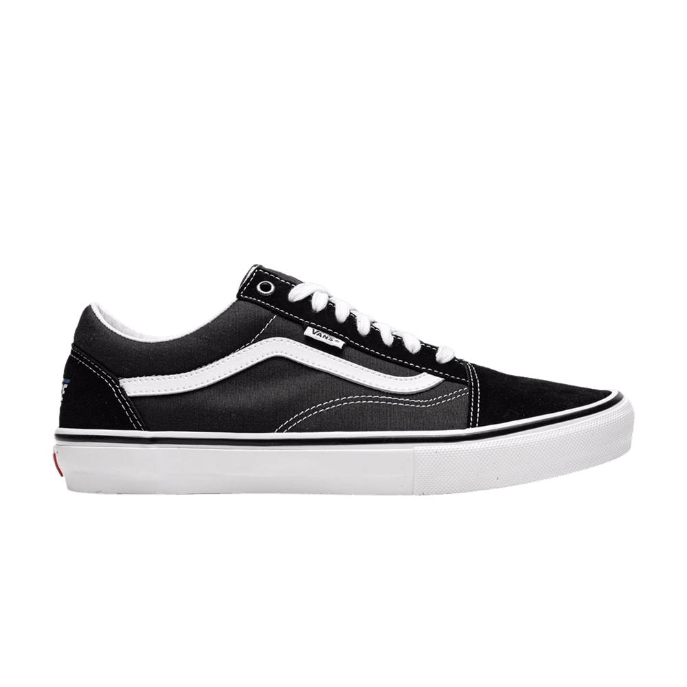 palace-x-skate-old-skool-black-white-vn0a5krxba2