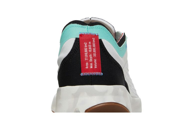 Кроссовки adidas Parley x Adizero 'Non Dyed'