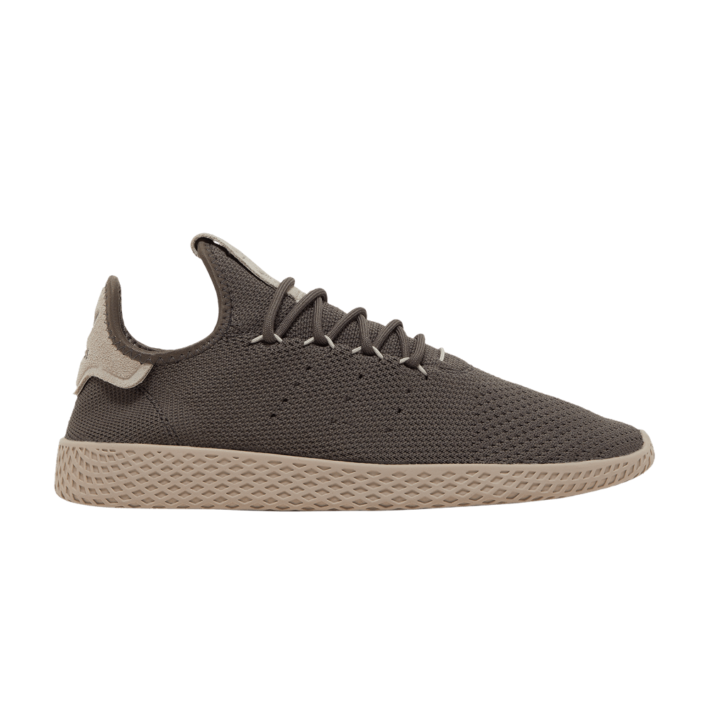 pharrell-williams-x-tennis-hu-cinder-light-brown-gz9526