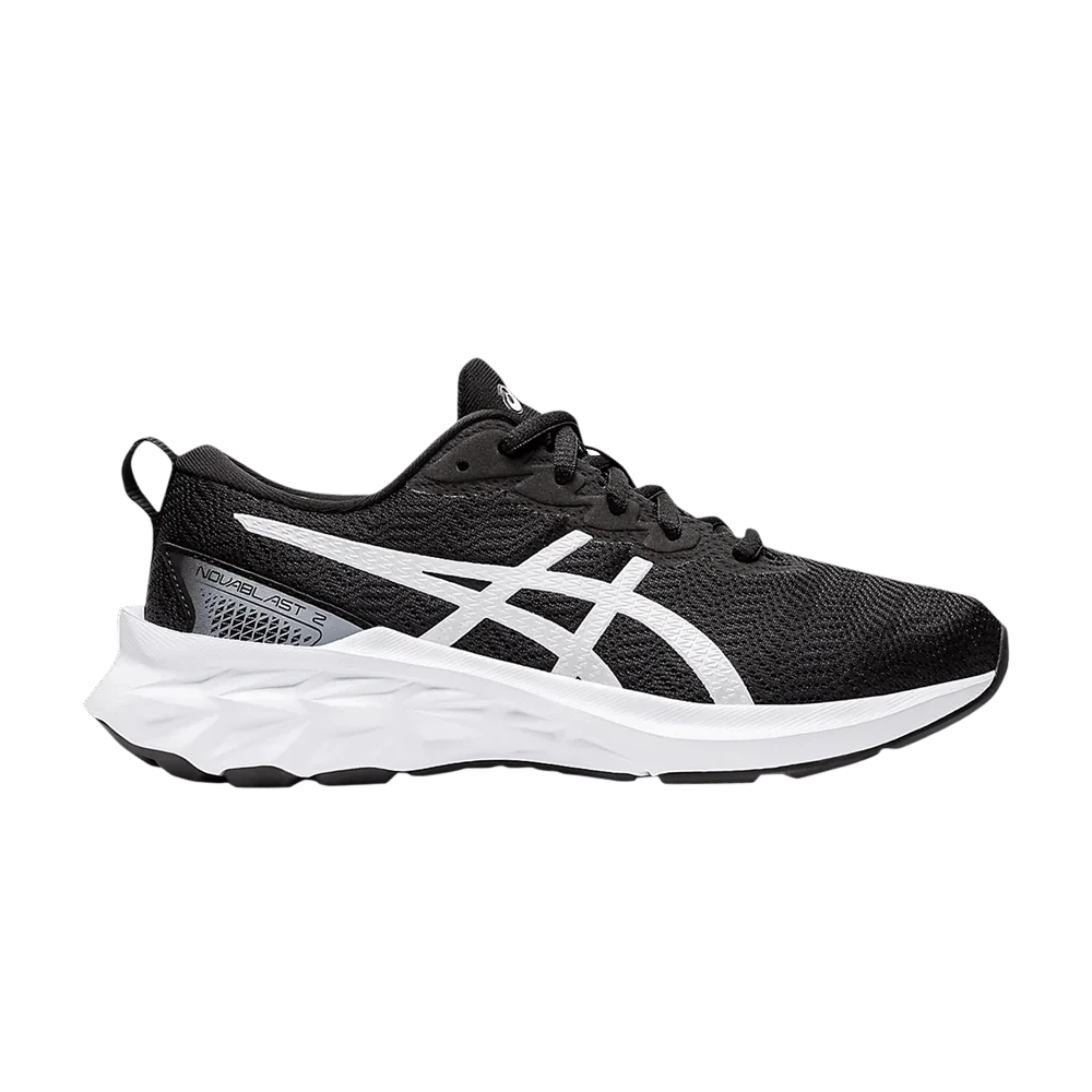 Кроссовки Asics Novablast 2 GS 'Black White'