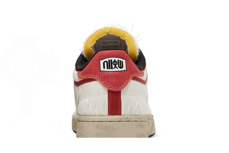 Кроссовки Reebok Street Fighter x Club C 85 'Ryu'