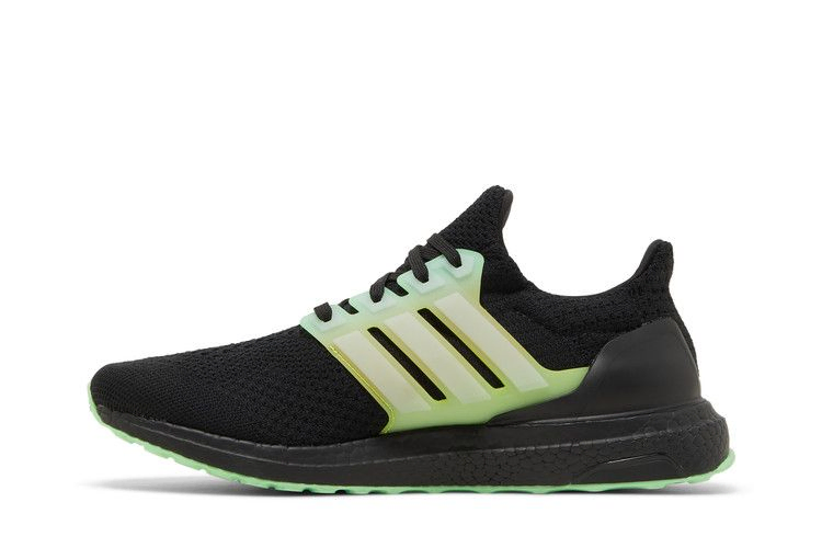 Кроссовки adidas UltraBoost 5.0 DNA 'Black Beam Green'