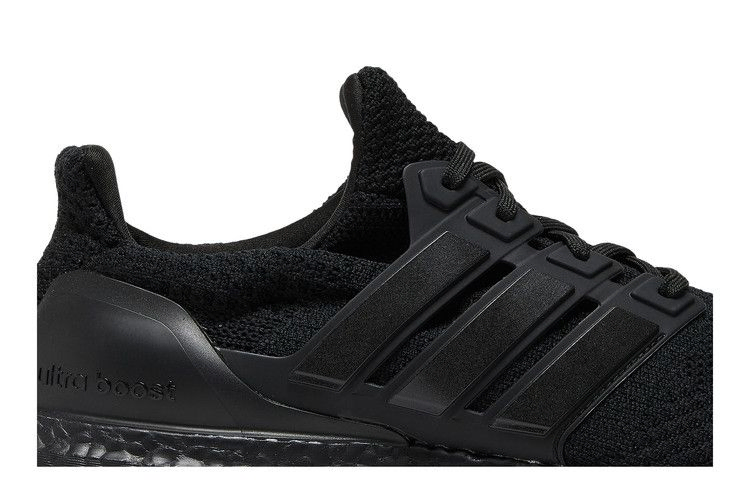 Кроссовки adidas UltraBoost 5.0 DNA 'Black Beam Green'