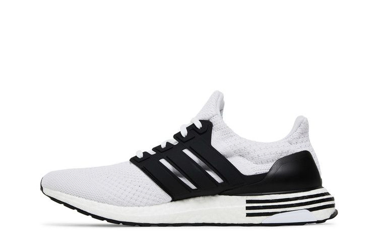 Кроссовки adidas UltraBoost 5.0 DNA 'White Black'