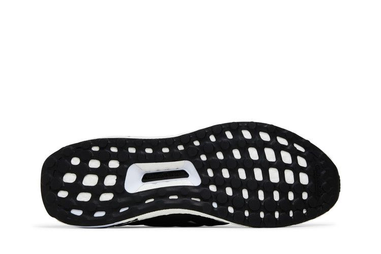 Кроссовки adidas UltraBoost 5.0 DNA 'White Black'