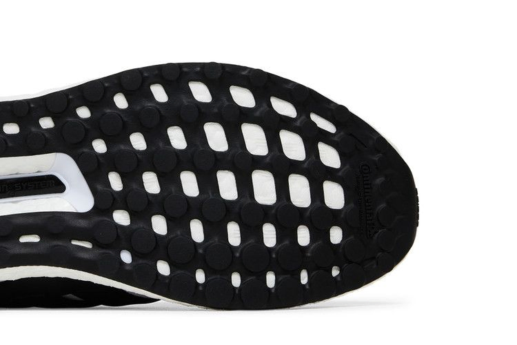 Кроссовки adidas UltraBoost 5.0 DNA 'White Black'