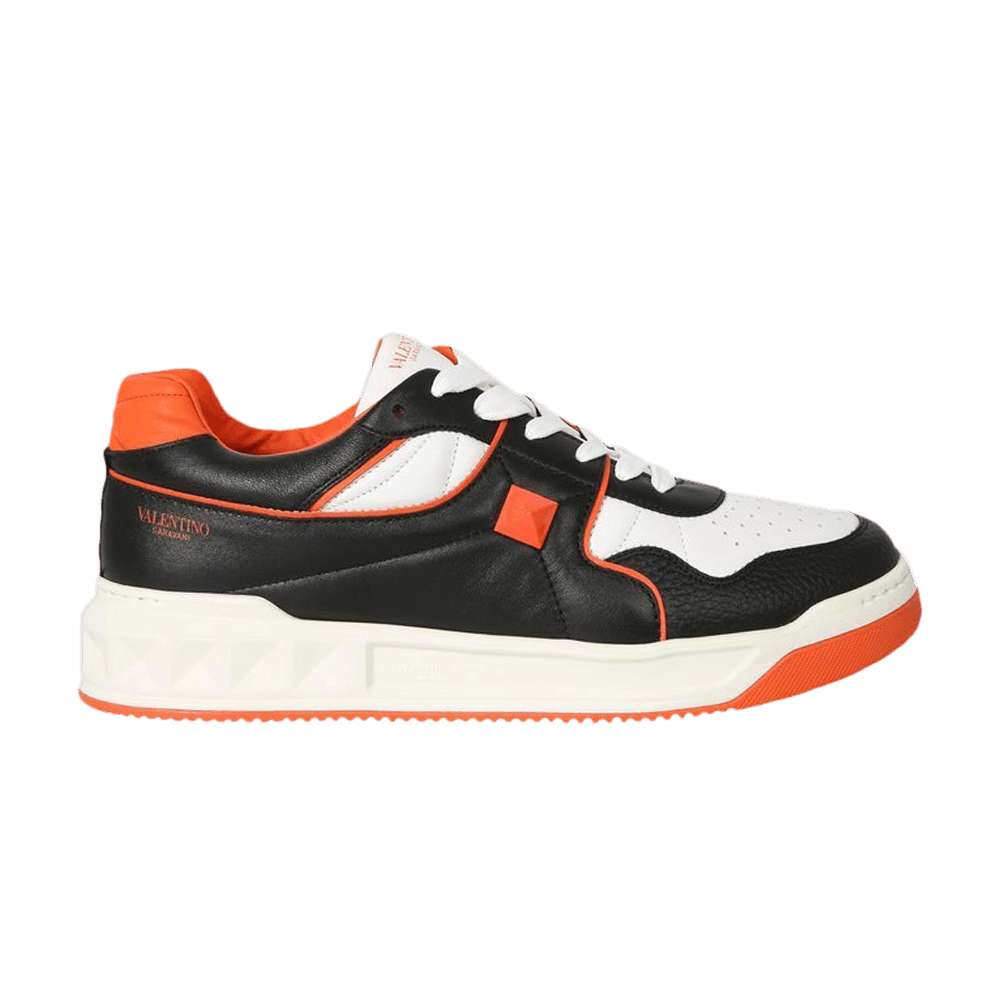 Кроссовки Valentino One Stud Low 'Black Orange'