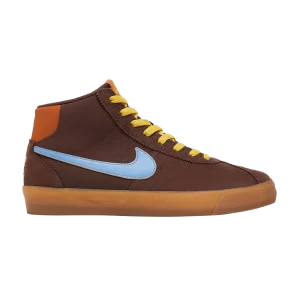 Коричневый