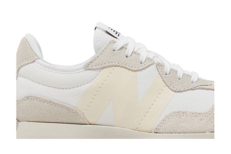 Кроссовки New Balance Wmns 327 'Sea Salt'