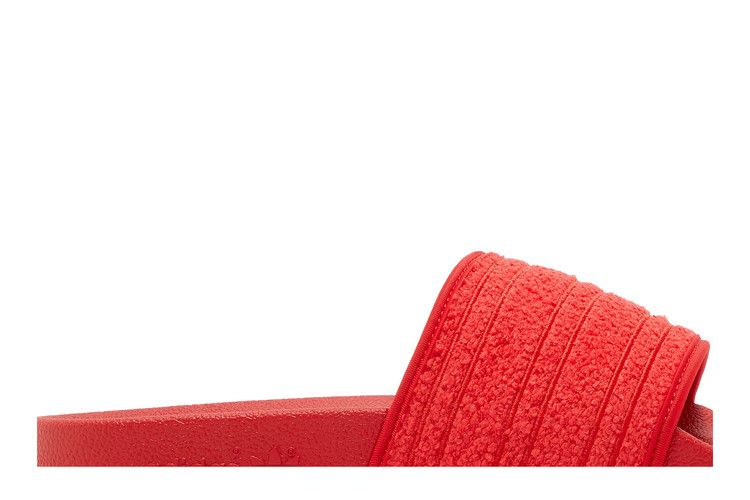 Кроссовки adidas Wmns Adilette Slide 'Vivid Red'