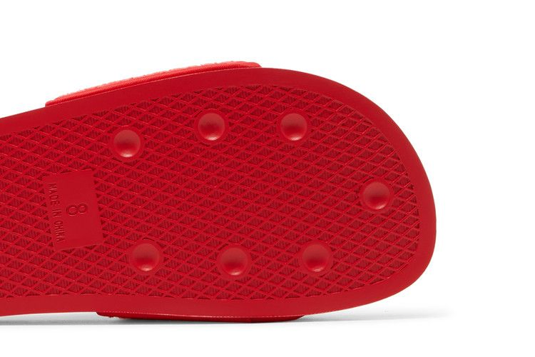 Кроссовки adidas Wmns Adilette Slide 'Vivid Red'