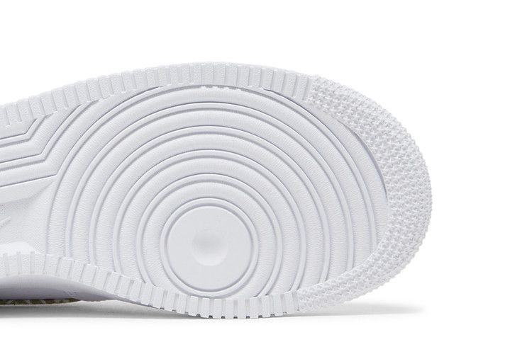 Кроссовки Nike Wmns Air Force 1 '07 Essential 'Barely Paisley'