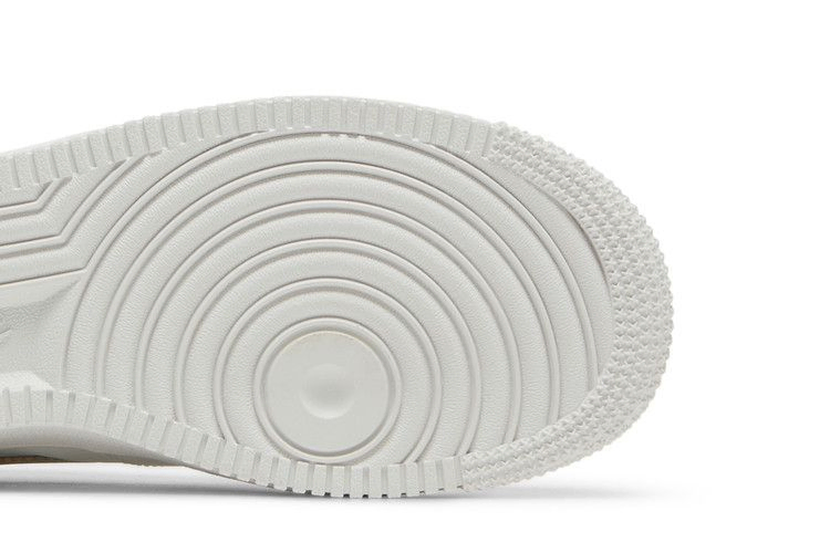 Кроссовки Nike Wmns Air Force 1 '07 Essential 'Summit White Dusty Sage'