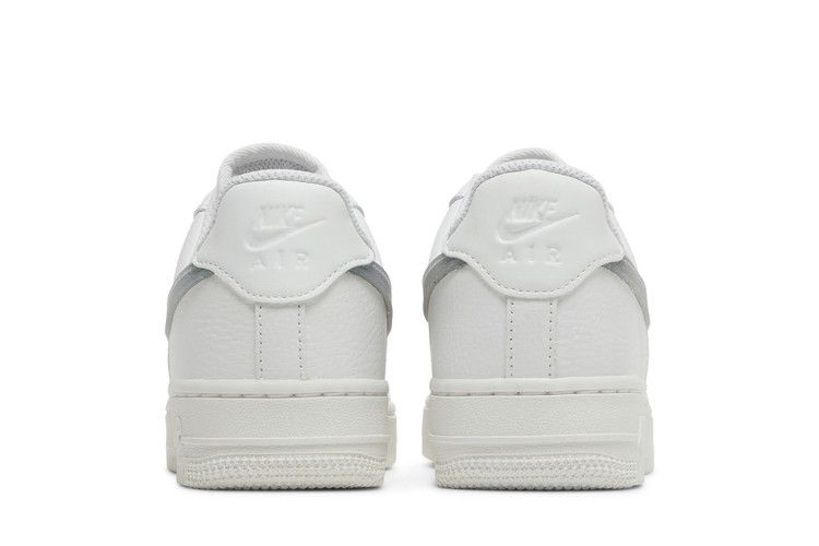 Кроссовки Nike Wmns Air Force 1 '07 Essential 'Summit White Dusty Sage'