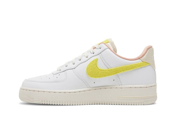 Кроссовки Nike Wmns Air Force 1 '07 LX 'Mama'