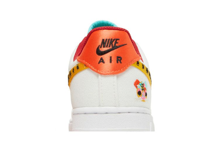 Кроссовки Nike Wmns Air Force 1 '07 LX 'Year of the Tiger'