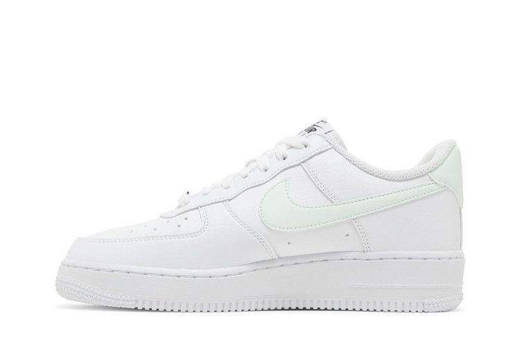 Кроссовки Nike Wmns Air Force 1 '07 Next Nature 'White Barely Green'