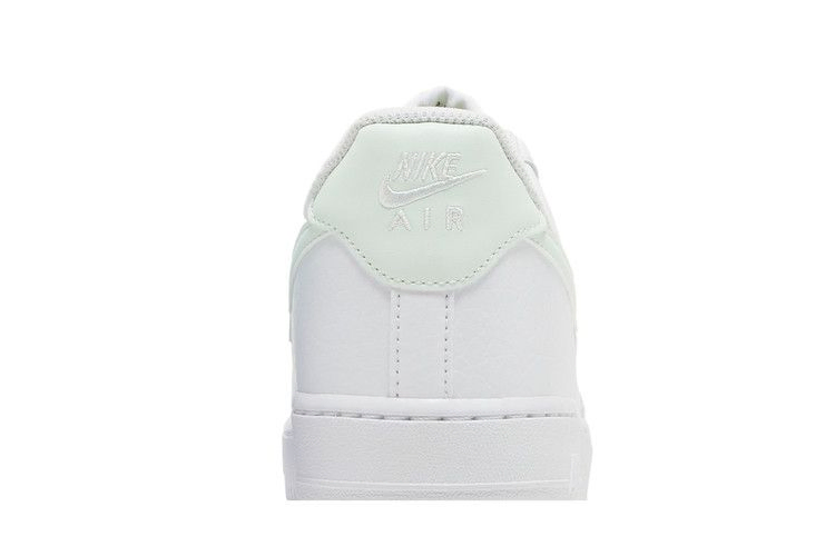 Кроссовки Nike Wmns Air Force 1 '07 Next Nature 'White Barely Green'