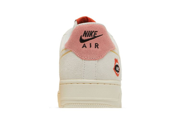 Кроссовки Nike Wmns Air Force 1 '07 'Peace'