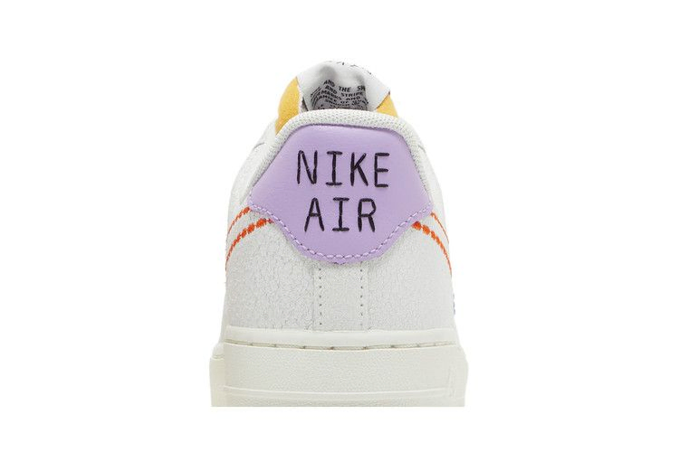 Кроссовки Nike Wmns Air Force 1 '07 SE '101'