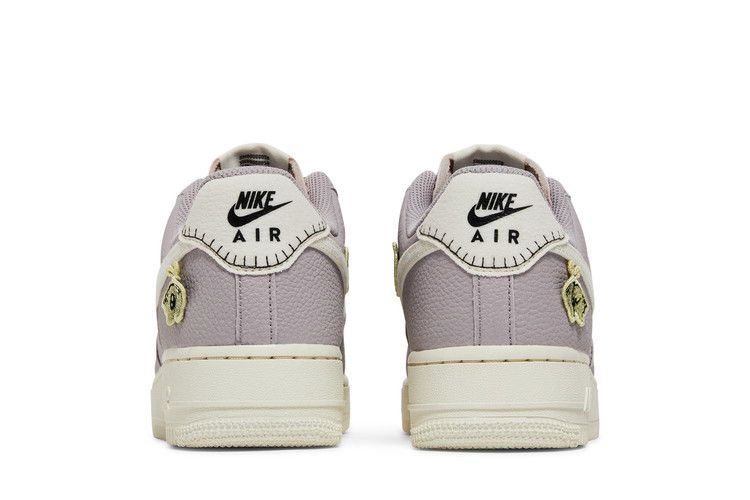 Кроссовки Nike Wmns Air Force 1 '07 SE 'Air Sprung'