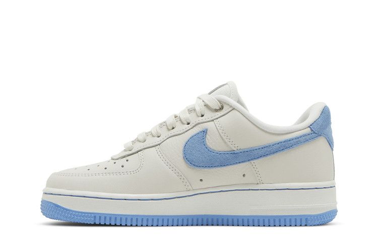 Кроссовки Nike Wmns Air Force 1 LXX 'White University Blue'
