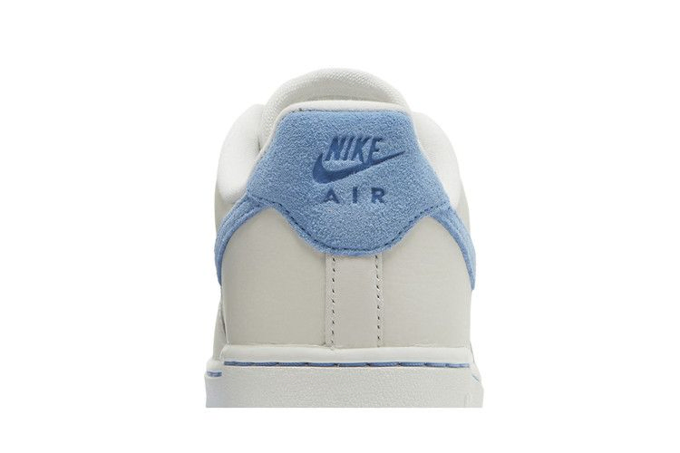 Кроссовки Nike Wmns Air Force 1 LXX 'White University Blue'