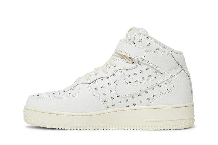 Кроссовки Nike Wmns Air Force 1 Mid 'Cut Out Stars'