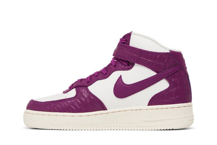 Кроссовки Nike Wmns Air Force 1 '07 Mid 'Tokyo 2003'