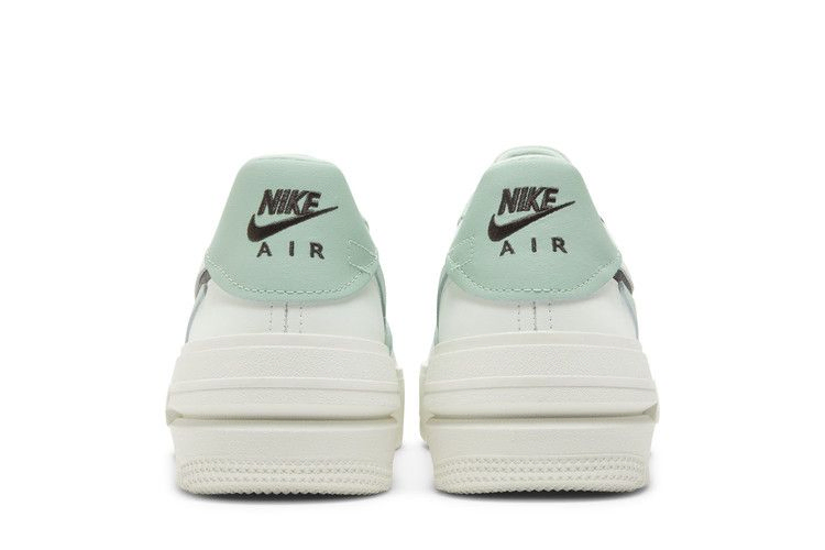 Кроссовки Nike Wmns Air Force 1 PLT.AF.ORM 'Barely Green'