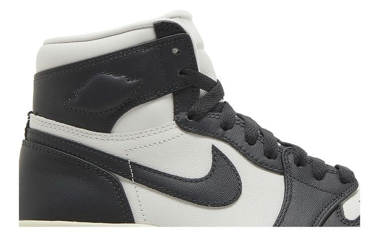 Кроссовки Wmns Air Jordan 1 Elevate High 'White Black'