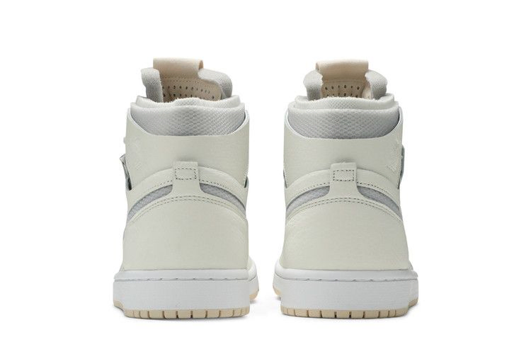 Кроссовки Wmns Air Jordan 1 High Zoom 'Pearl White'