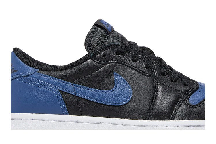 Кроссовки Wmns Air Jordan 1 Retro Low OG 'Mystic Navy'