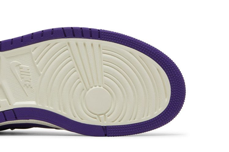 Кроссовки Wmns Air Jordan 1 Zoom Comfort 'Court Purple Patent'