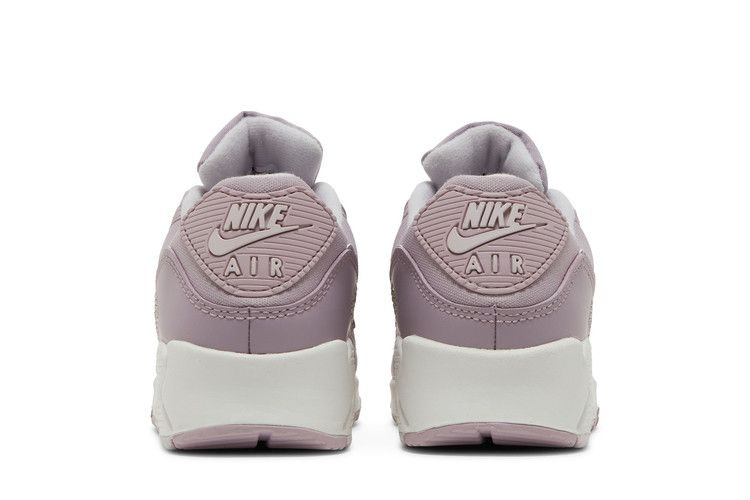 Кроссовки Nike Wmns Air Max 90 'Plum Fog Camo'