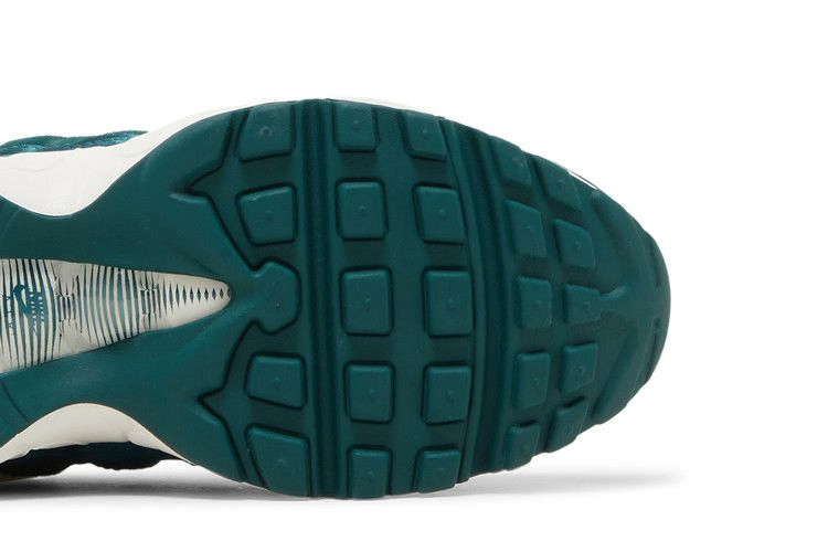 Кроссовки Nike Wmns Air Max 95 'Green Velvet'