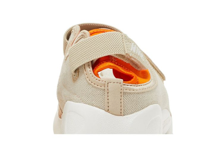 Кроссовки Nike Wmns Air Rift 'Magma Orange Rattan'